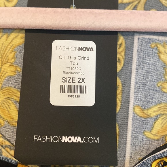 NWT GOLD & BLACK BUTTON UP - Picture 6 of 9